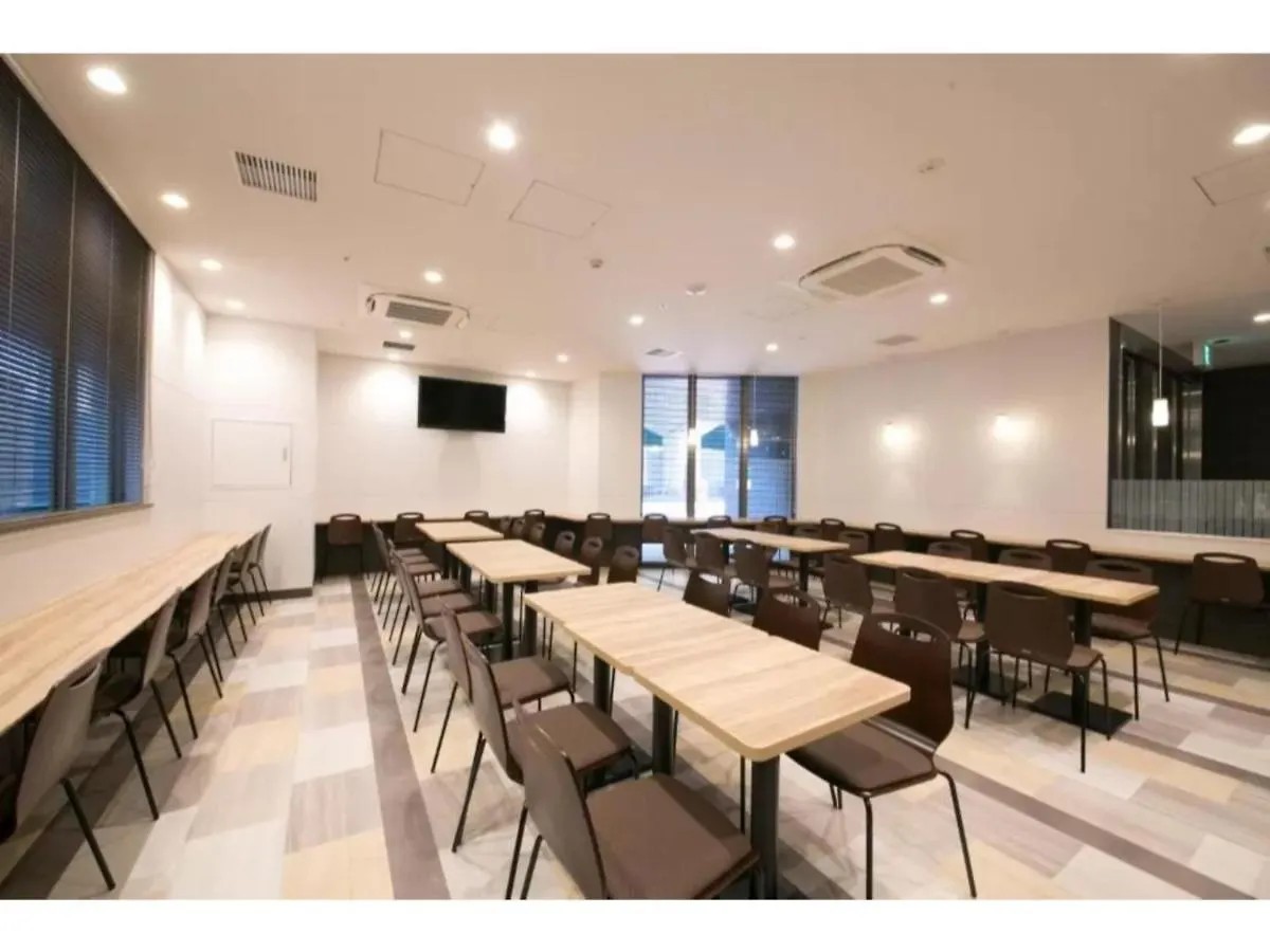 R&B Hotel Shin Osaka Kitaguchi - Vacation Stay 15196V 0*,  Japan